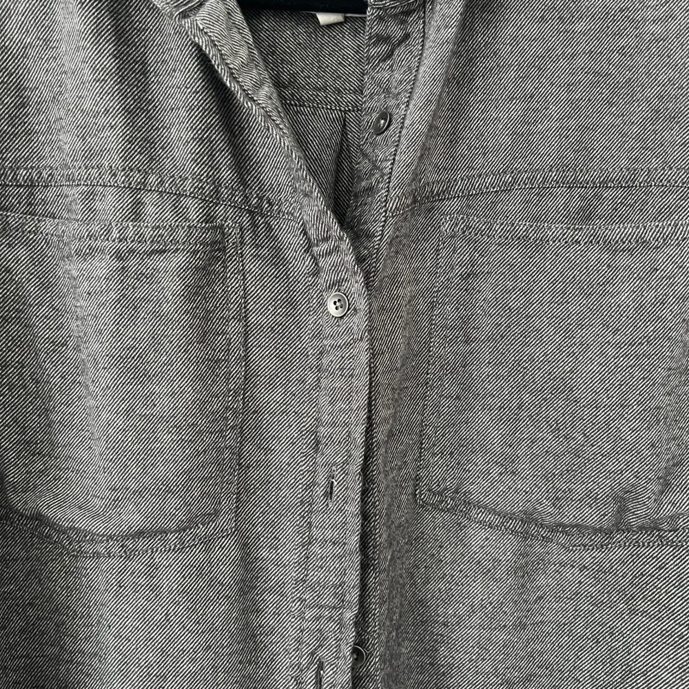 Aerie Sz XS Anytime Fave Twill Shirt Shacket Oversized 100%‎ Cotton Gray Cozy
